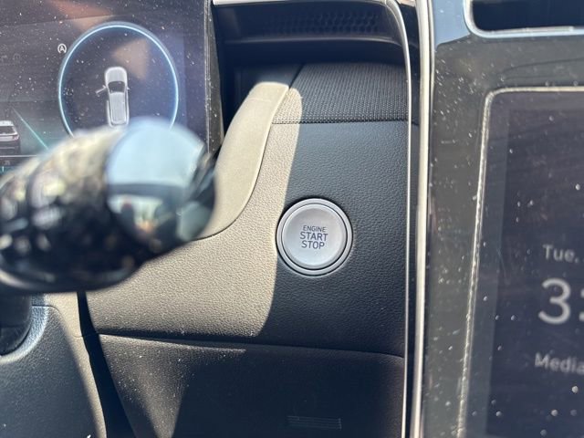 Used 2024 Hyundai Tucson Limited image 17