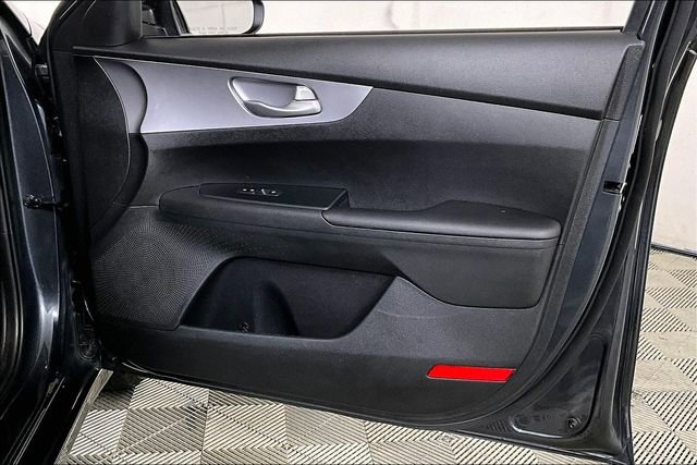 Used 2022 Kia Forte LXS image 23