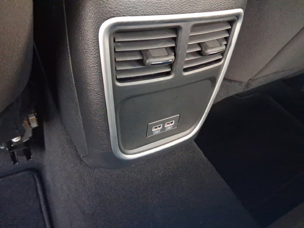 Used 2023 Dodge Charger SXT RWD image 14
