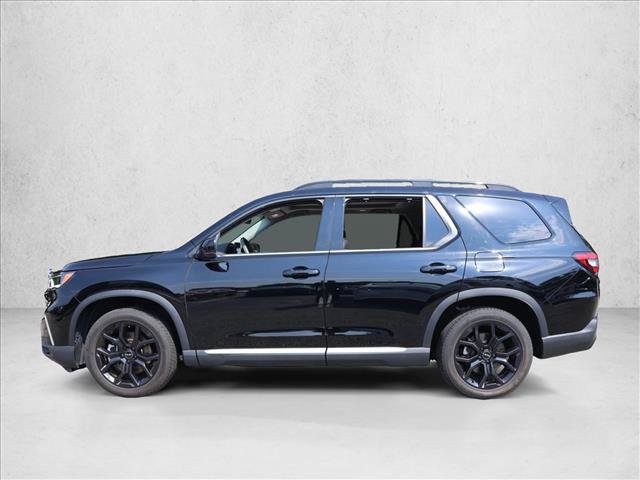 Used 2025 Honda Pilot Touring image 8