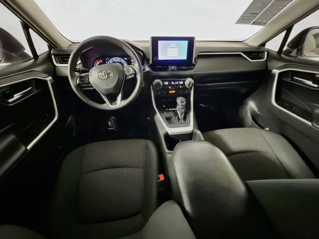 Used 2023 Toyota RAV4 XLE w/ Convenience Package FWD image 27