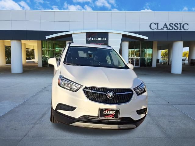 Used 2022 Buick Encore Preferred w/ Safety Package FWD image 2