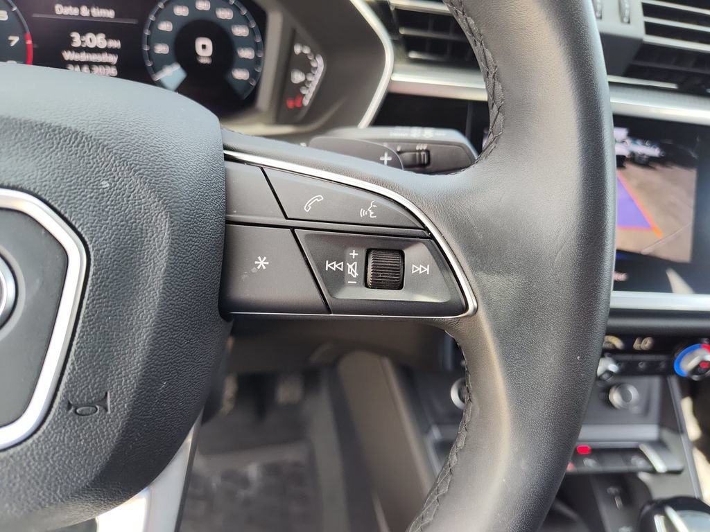 Certified 2025 Audi Q3 2.0T Premium w/ Convenience Package AWD/4WD image 27