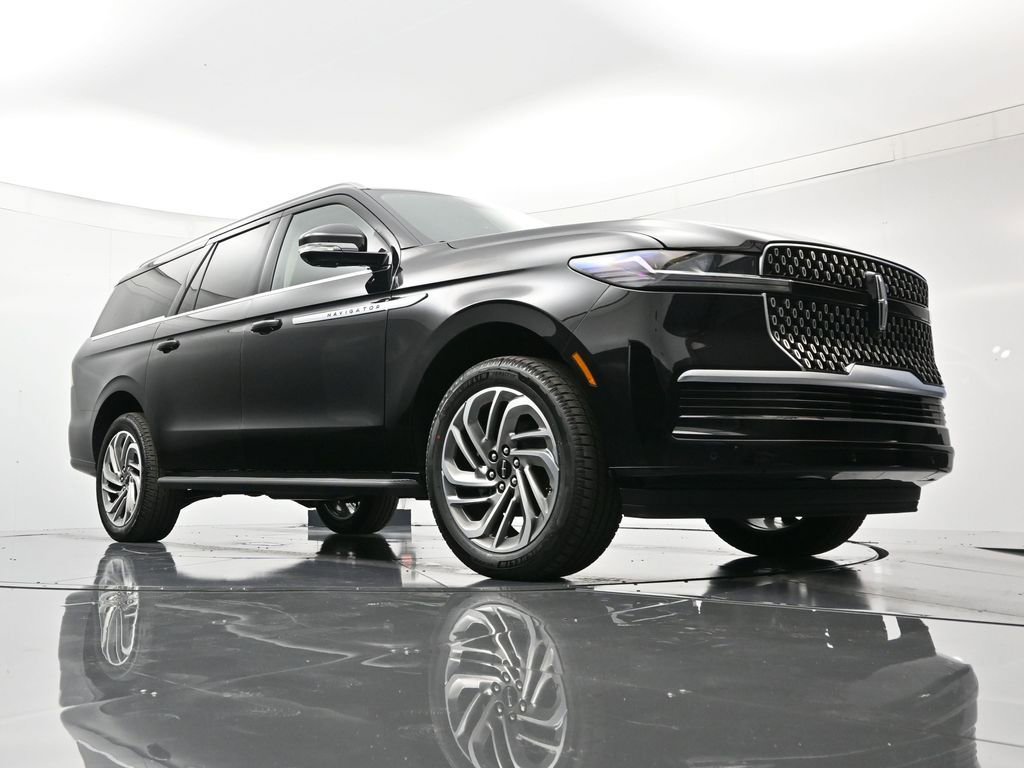 New 2026 Lincoln Navigator L Premier image 42