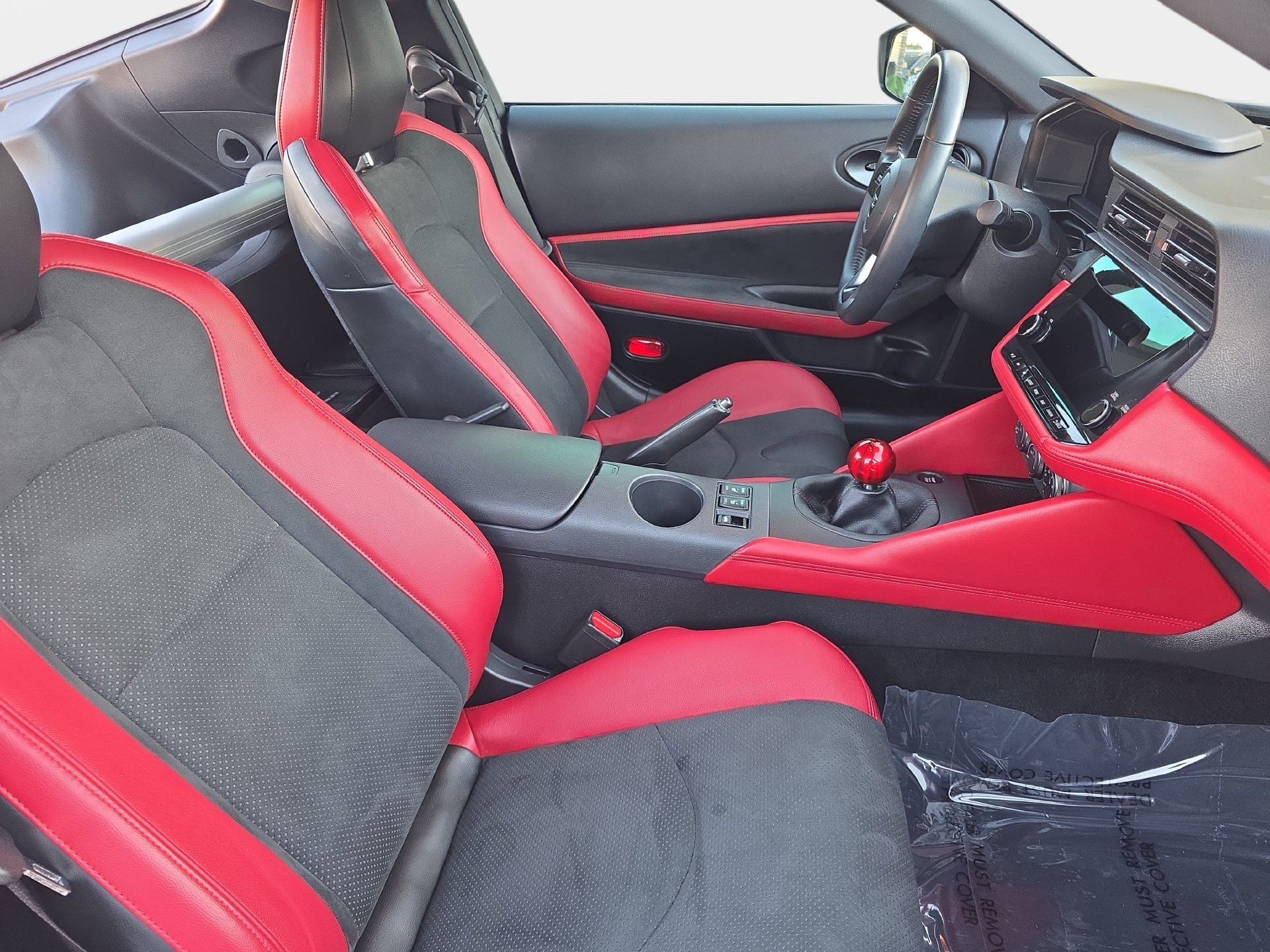 Used 2024 Nissan Z Performance w/ Floor Mat Package RWD image 10