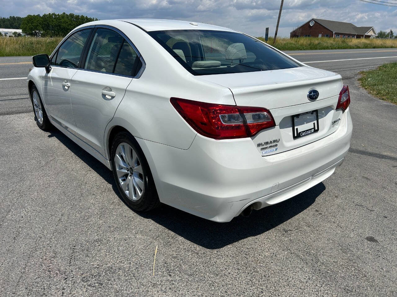 Used 2015 Subaru Legacy 2.5i Premium AWD/4WD image 7