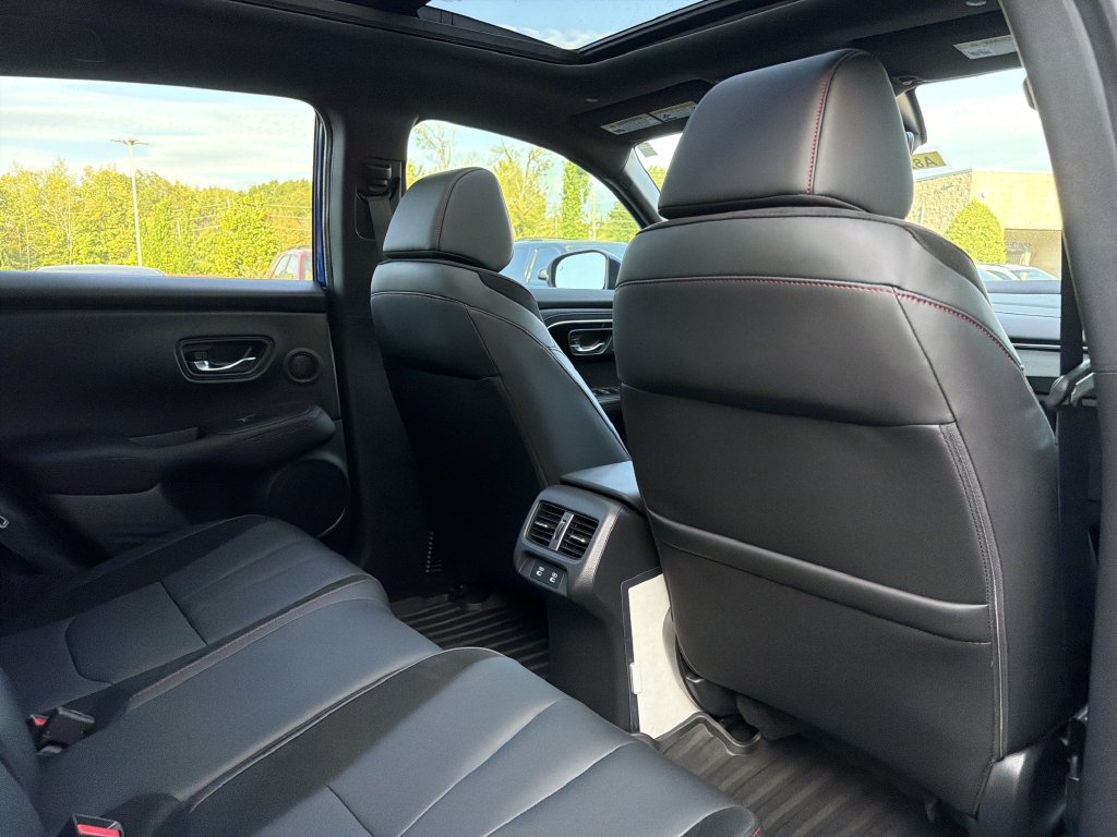 Certified 2025 Acura ADX A-Spec AWD/4WD image 17