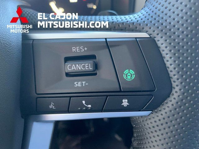 New 2026 Mitsubishi Outlander SE FWD image 18