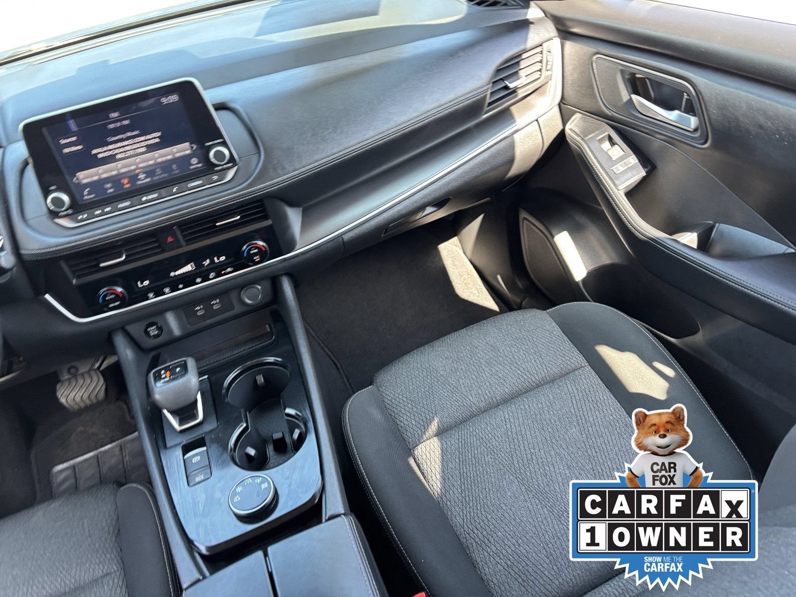 Certified 2025 Nissan Rogue SV AWD/4WD image 17