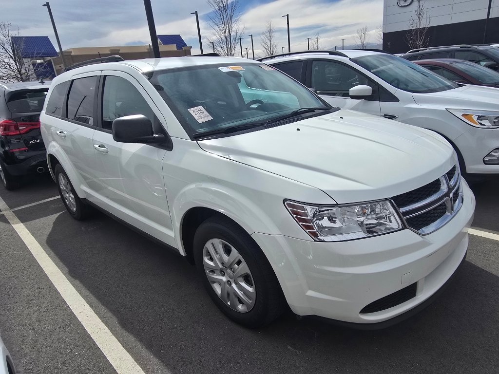 Used 2020 Dodge Journey SE image 16