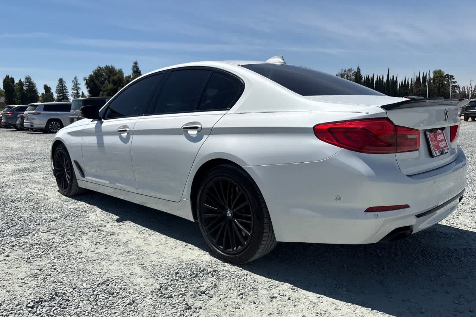 Used 2017 BMW 540i RWD image 7