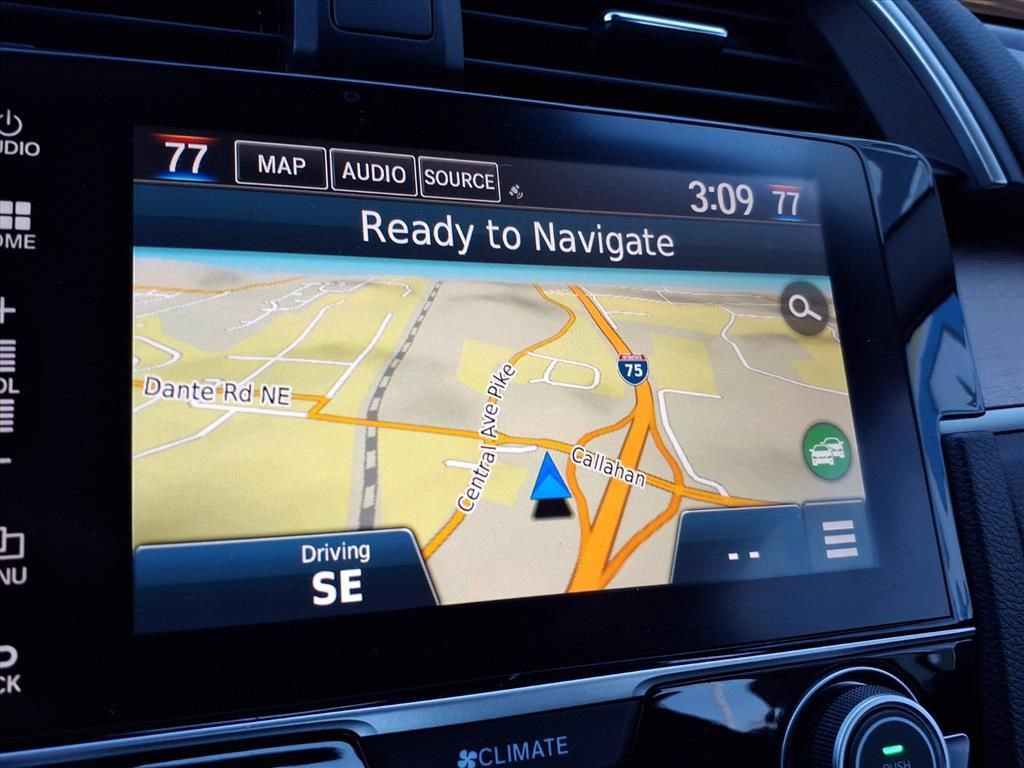 Used 2017 Honda Civic Touring image 18