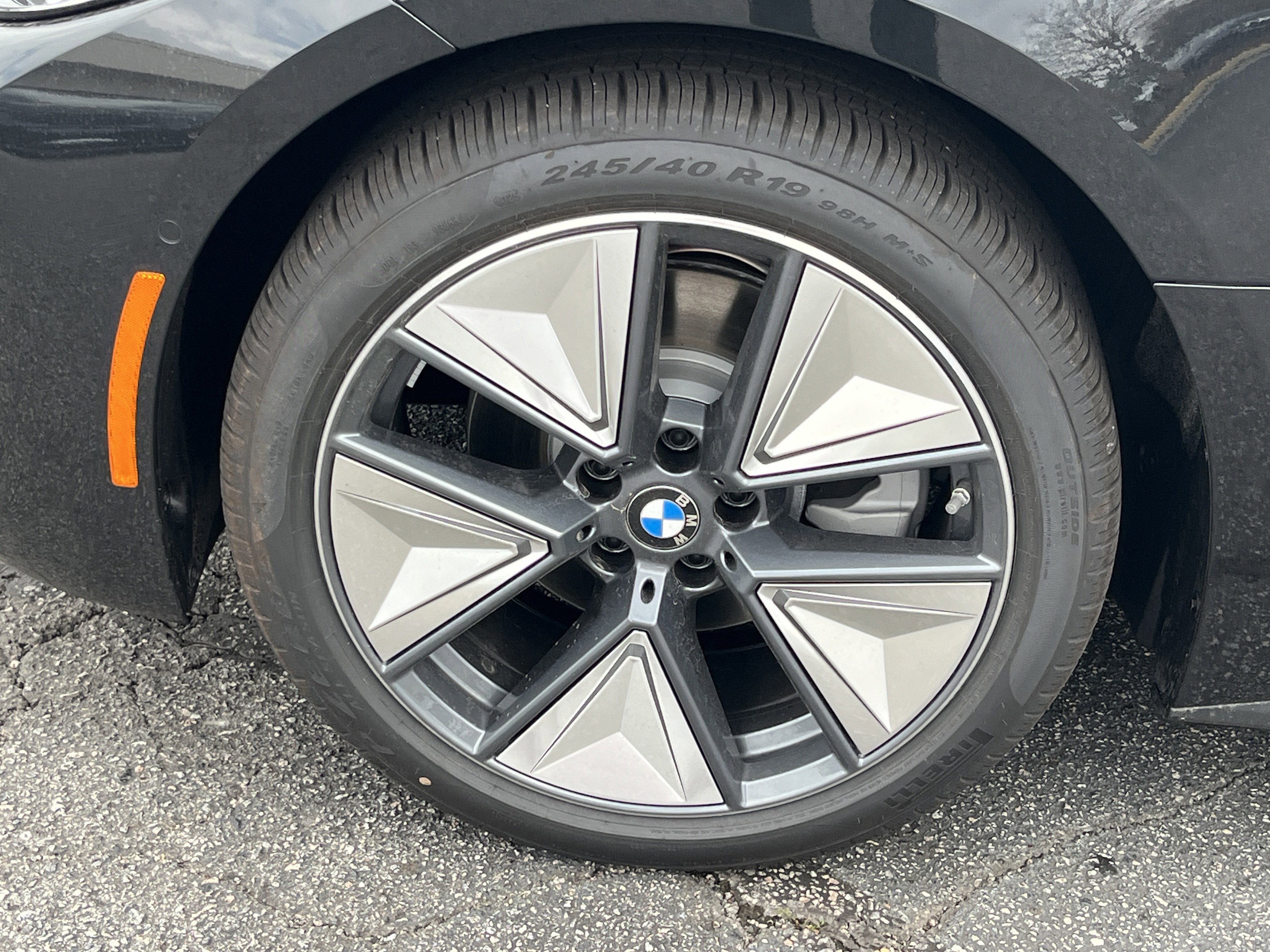 New 2026 BMW i4 eDrive40 w/ Premium Package RWD image 28