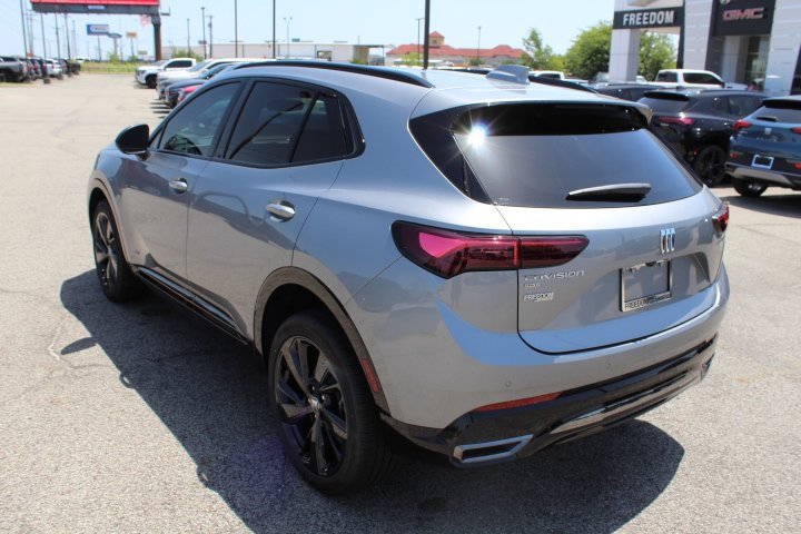 New 2025 Buick Envision Sport Touring image 3