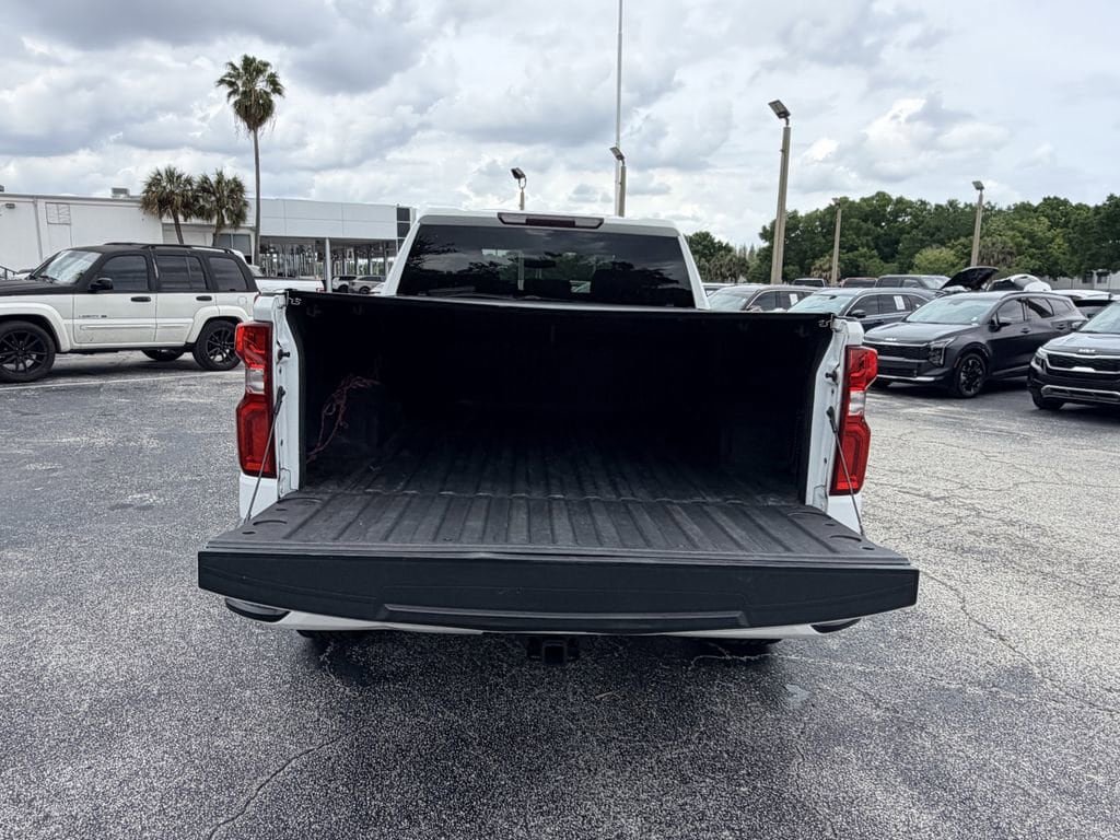 Used 2019 Chevrolet Silverado 1500 Custom w/ Trailering Package RWD image 12