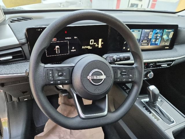New 2026 Nissan Kicks S FWD image 17