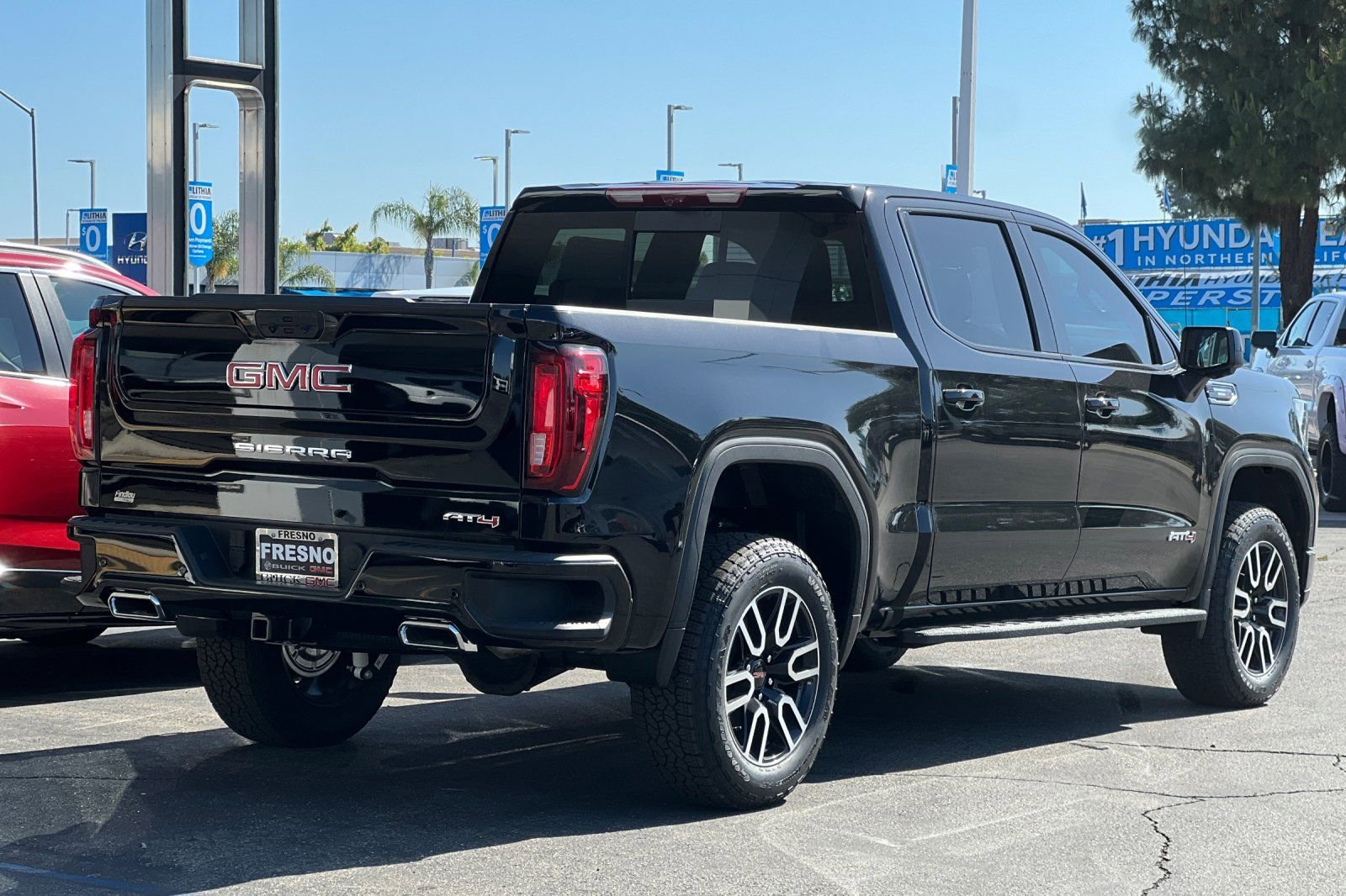 New 2026 GMC Sierra 1500 AT4 w/ AT4 Premium Package AWD/4WD image 5