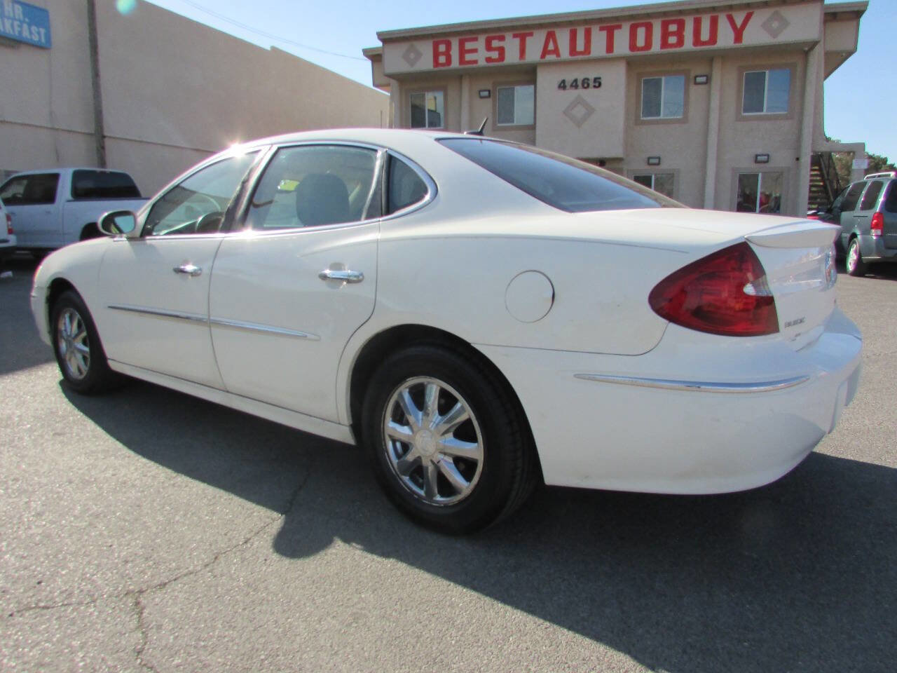 Used 2006 Buick LaCrosse CXL w/ Driver Confidence Package FWD image 5