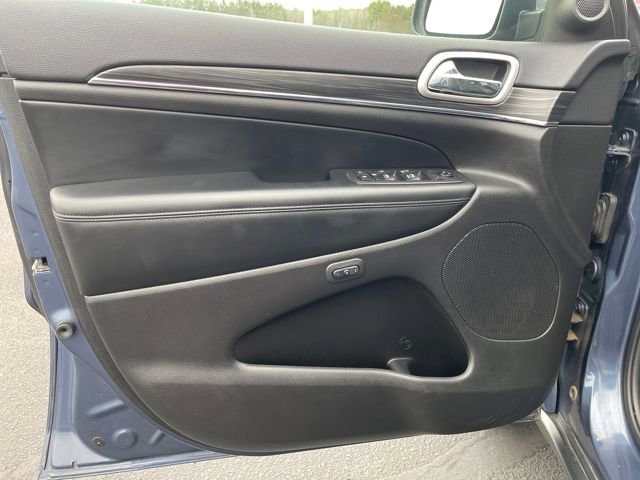 Used 2020 Jeep Grand Cherokee Limited image 23