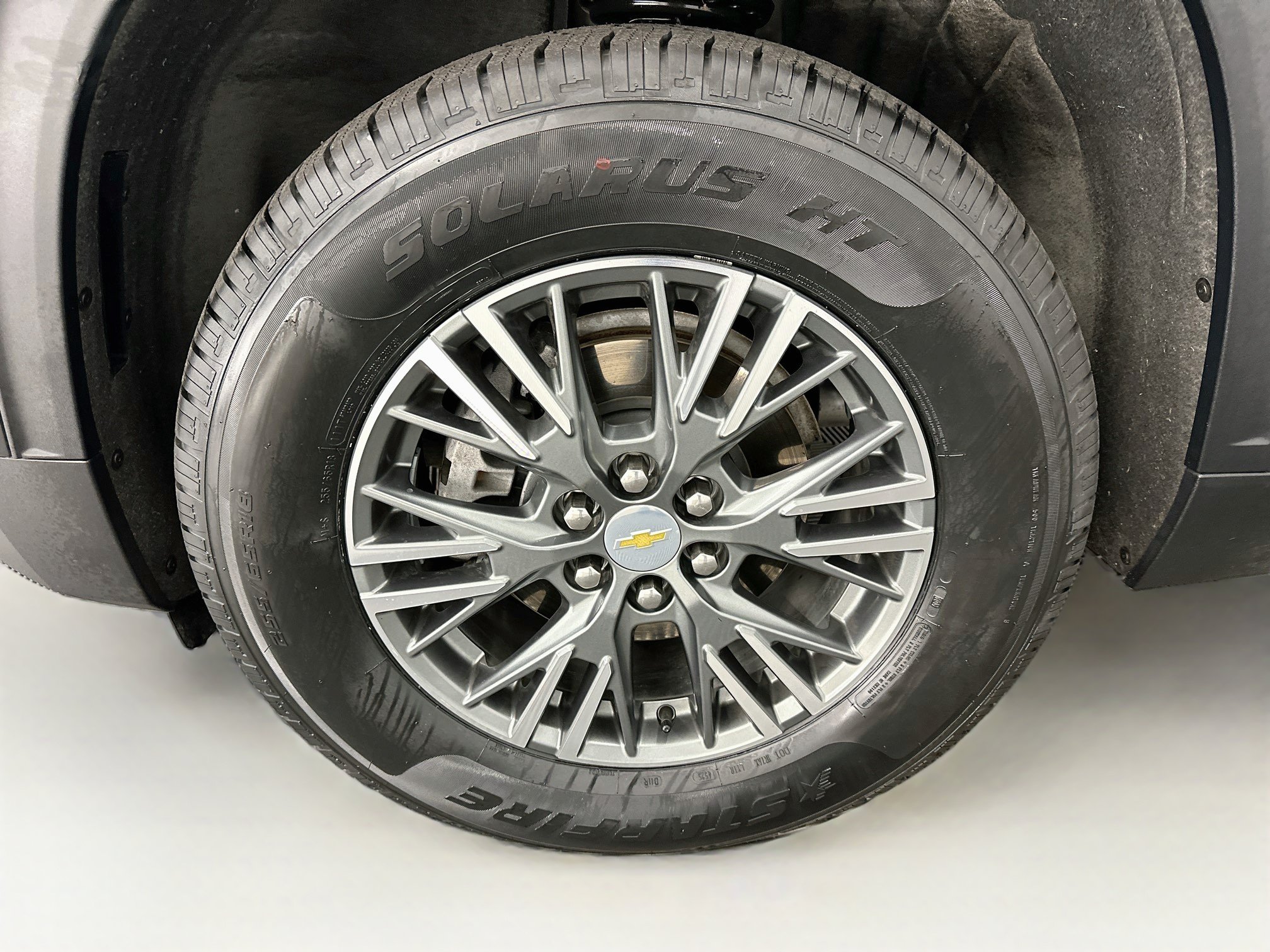 Used 2024 Chevrolet Traverse LT AWD/4WD image 37