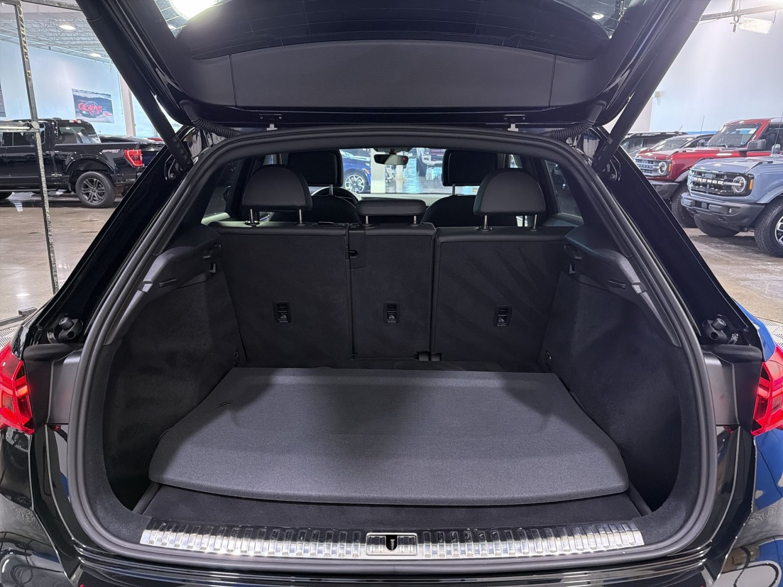 Used 2023 Audi Q3 2.0T Premium Plus AWD/4WD image 30