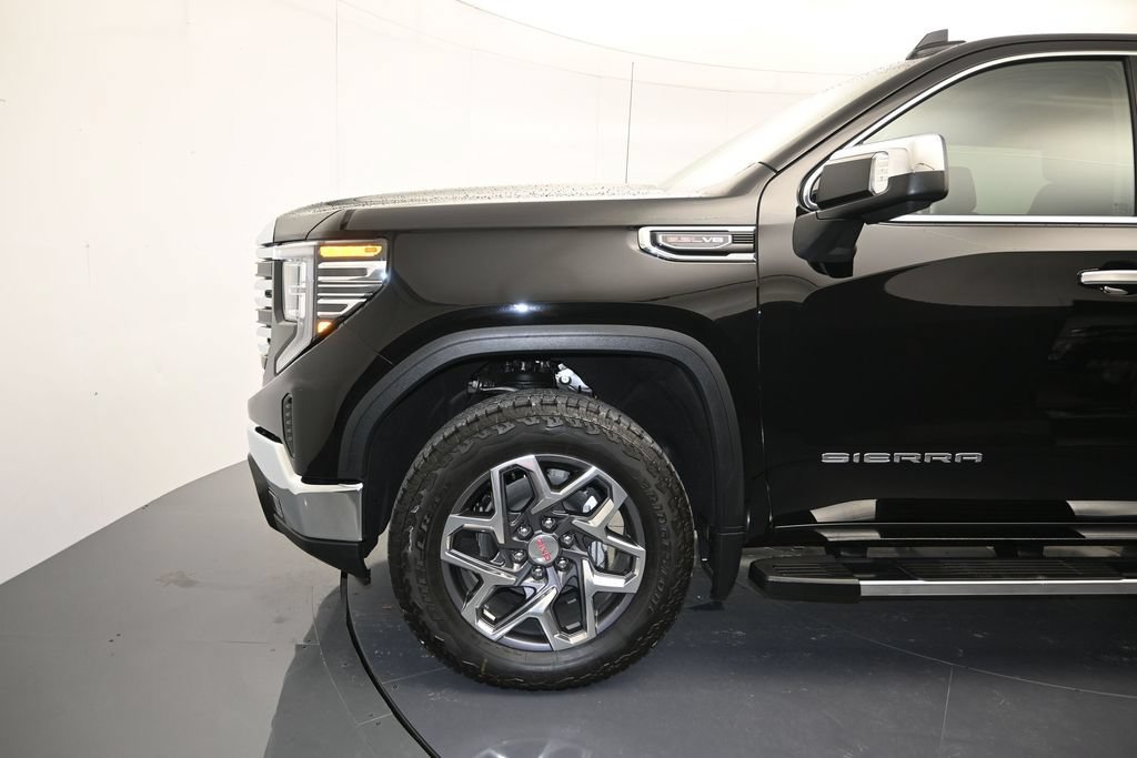 New 2026 GMC Sierra 1500 SLT w/ SLT Premium Package AWD/4WD image 9