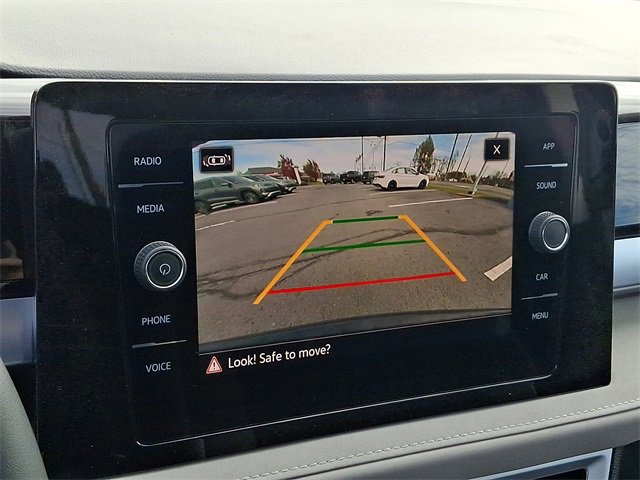 New 2025 Volkswagen Taos SE image 4