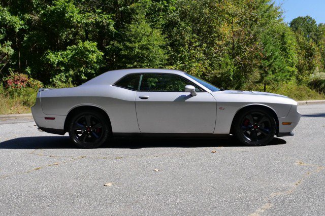 Used 2014 Dodge Challenger R/T w/ Blacktop Package image 28