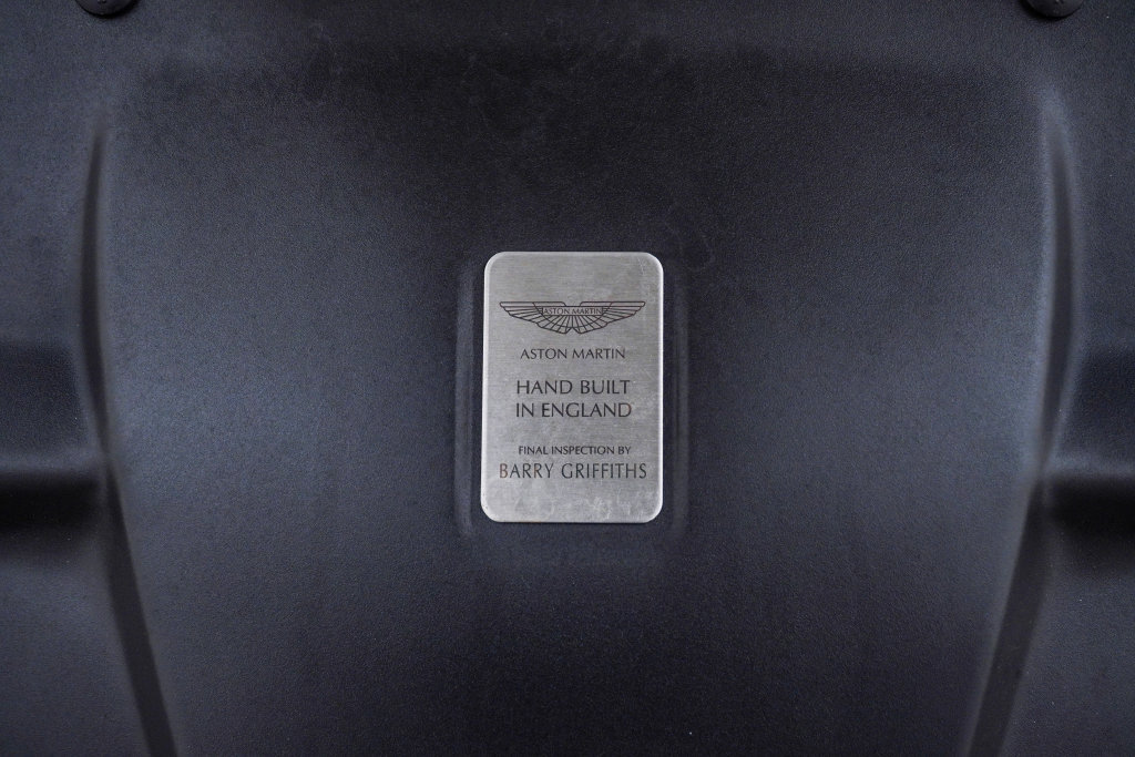 Used 2016 Aston Martin DB9 GT RWD image 41
