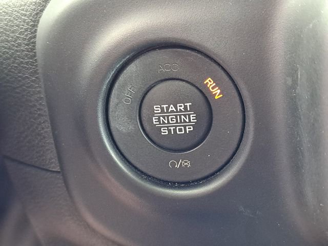 Used 2023 Jeep Wrangler Sahara image 14