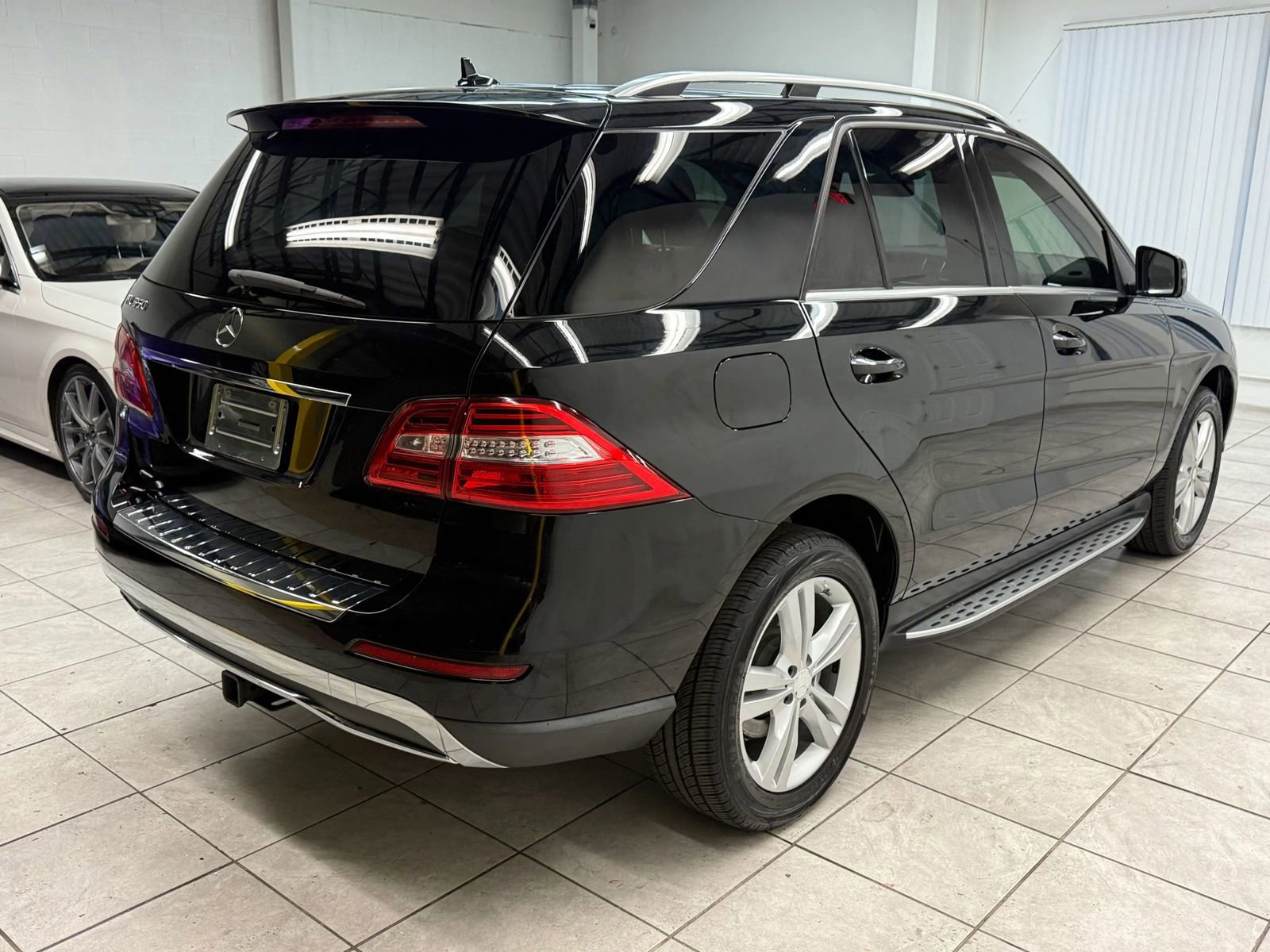 Used 2013 Mercedes-Benz ML 350 2WD image 10