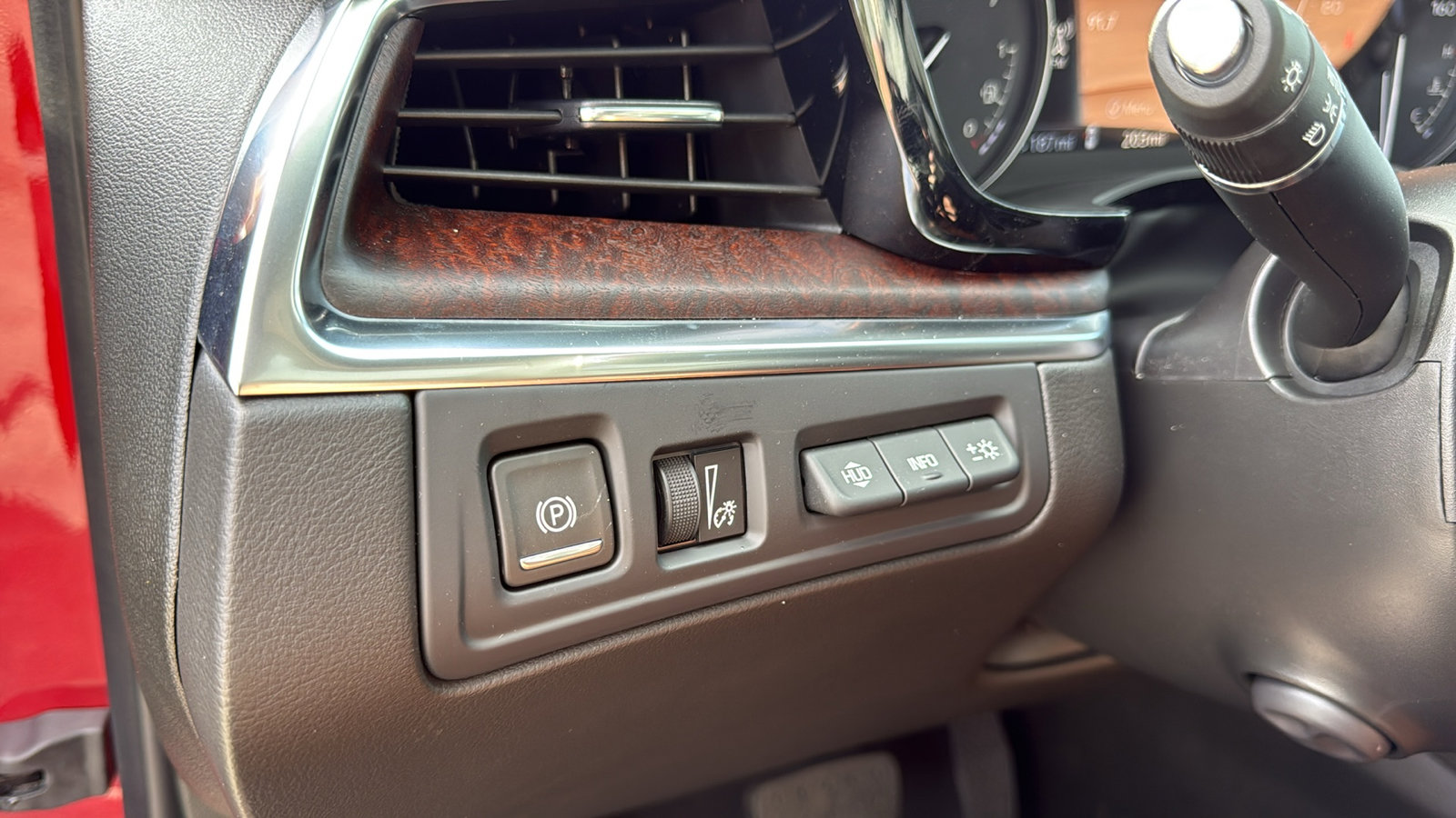 New 2025 Cadillac XT5 Premium Luxury w/ Technology Package image 13