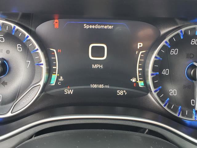Used 2018 Chrysler Pacifica Touring-L Plus w/ S Appearance Package image 10