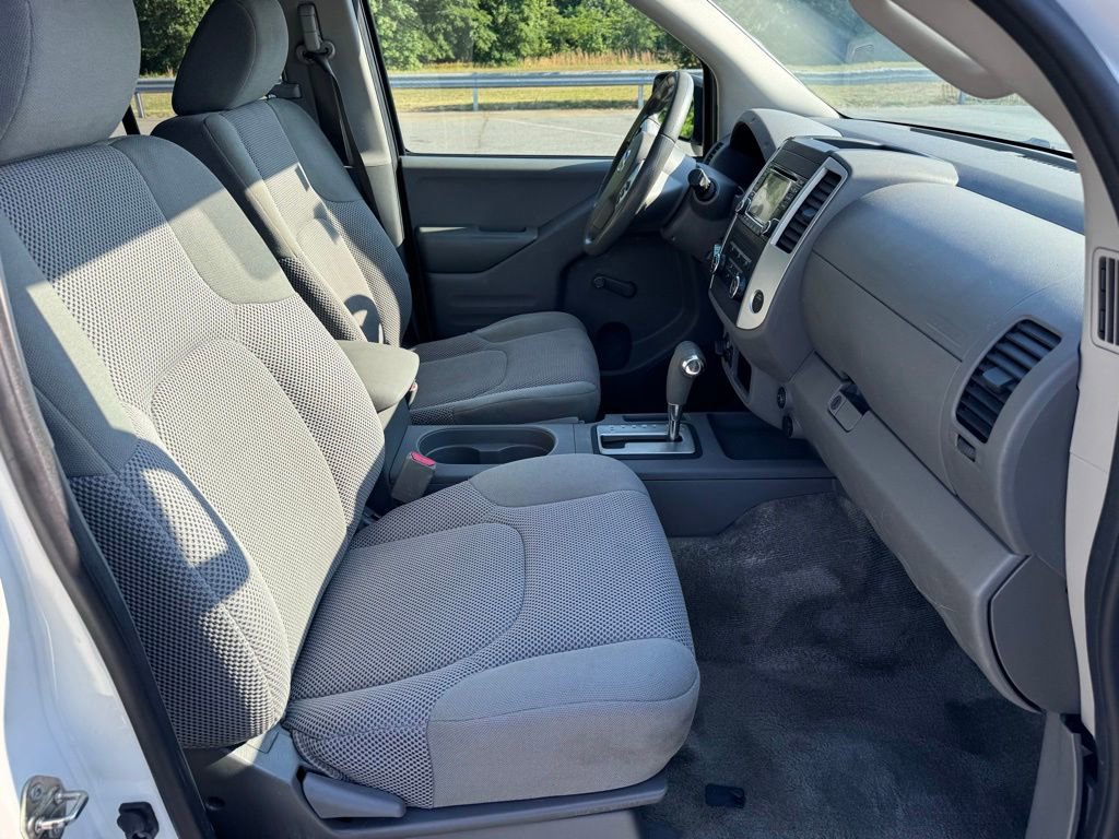 Used 2018 Nissan Frontier S AWD/4WD image 29