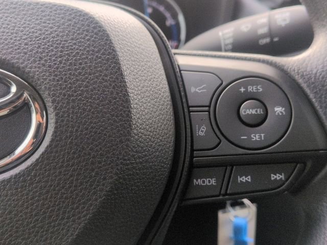 Certified 2025 Toyota RAV4 LE image 17