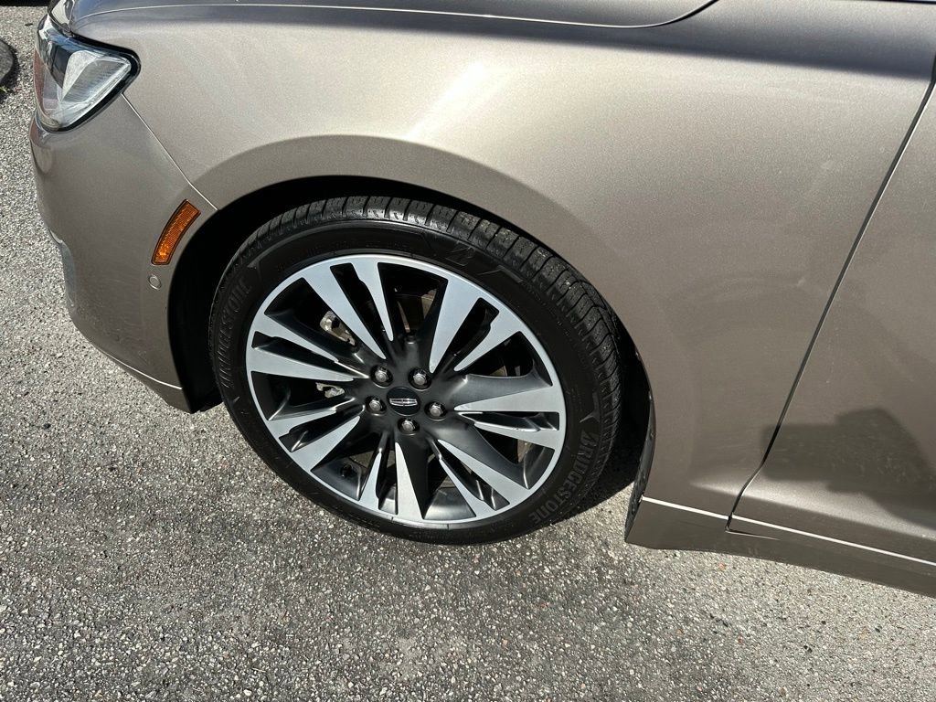 Used 2019 Lincoln MKZ Reserve image 9