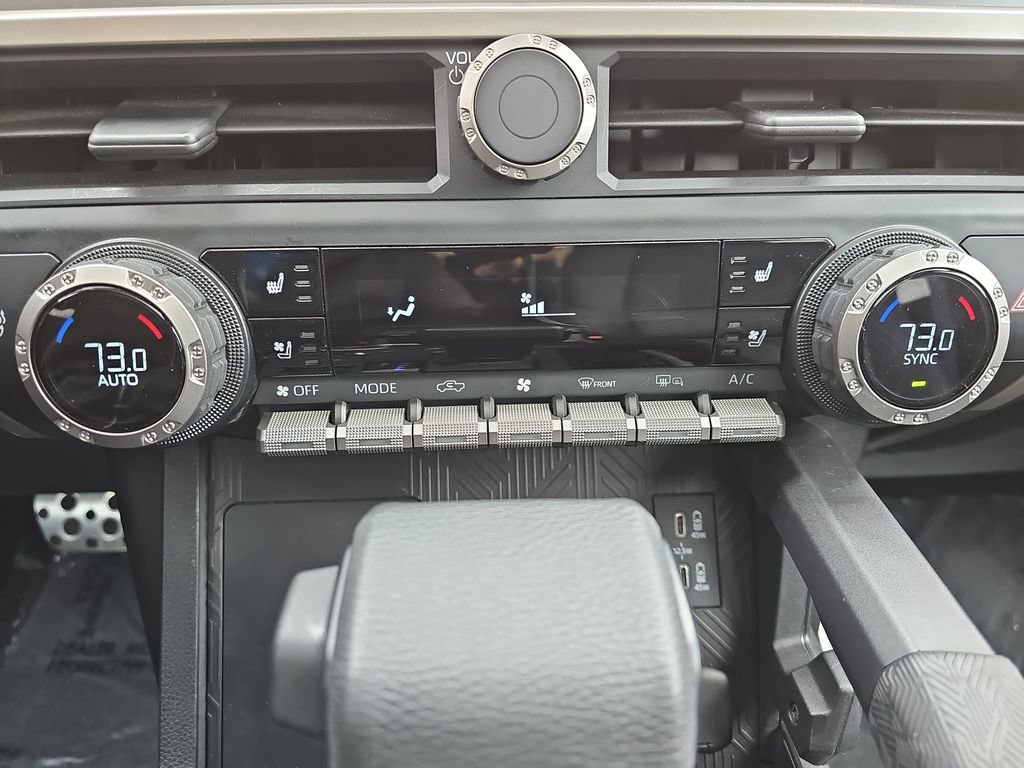 Used 2024 Toyota Tacoma TRD Sport w/ TRD Sport Premium Package image 25