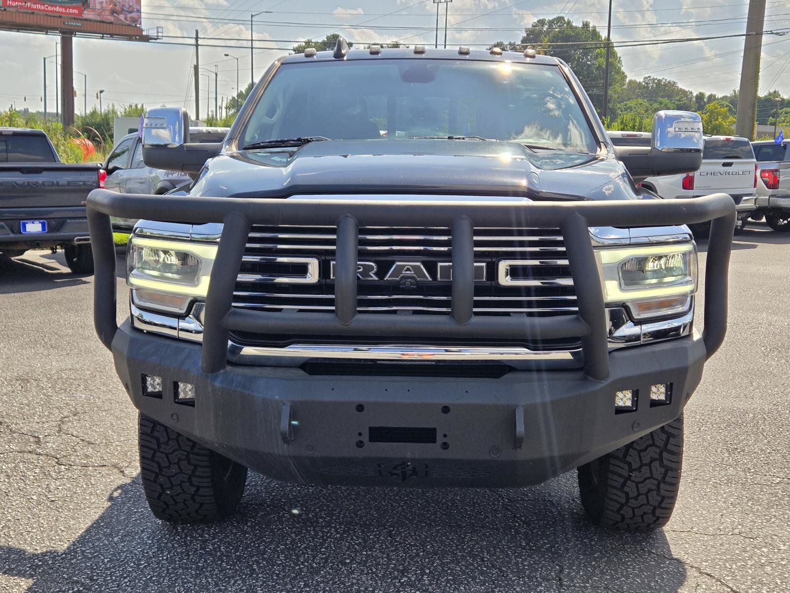 Used 2023 RAM 2500 Laramie AWD/4WD image 3