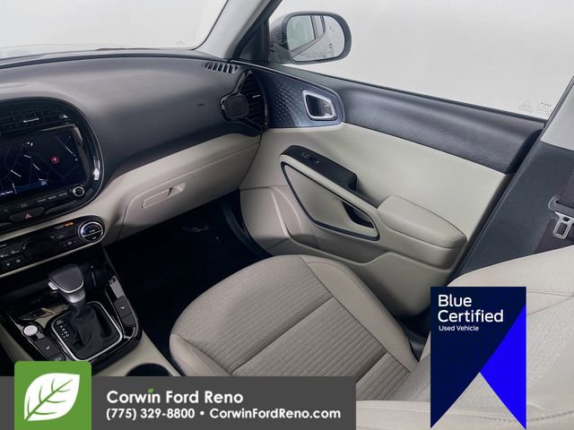 Used 2023 Kia Soul EX image 25