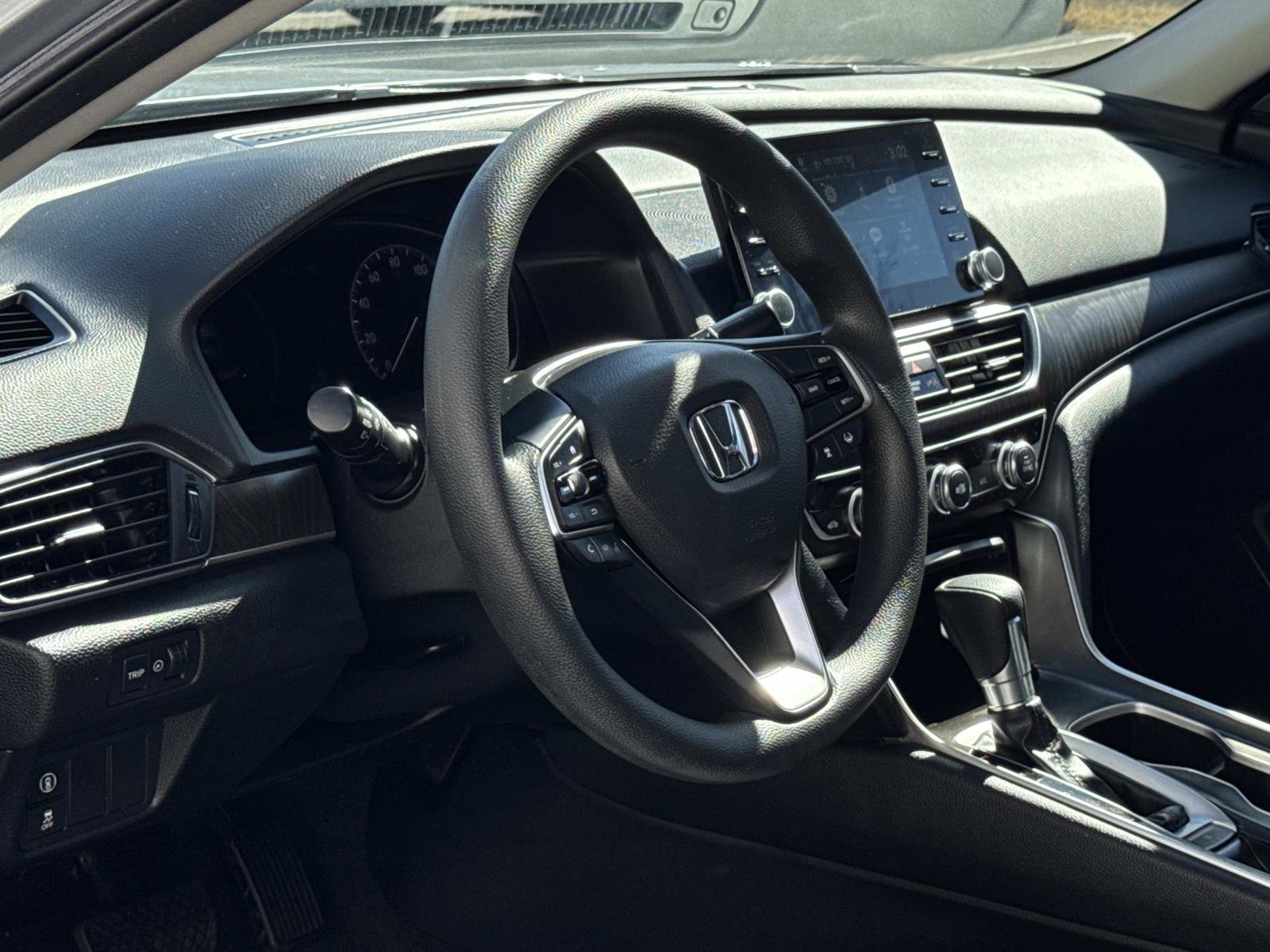 Used 2019 Honda Accord EX image 12