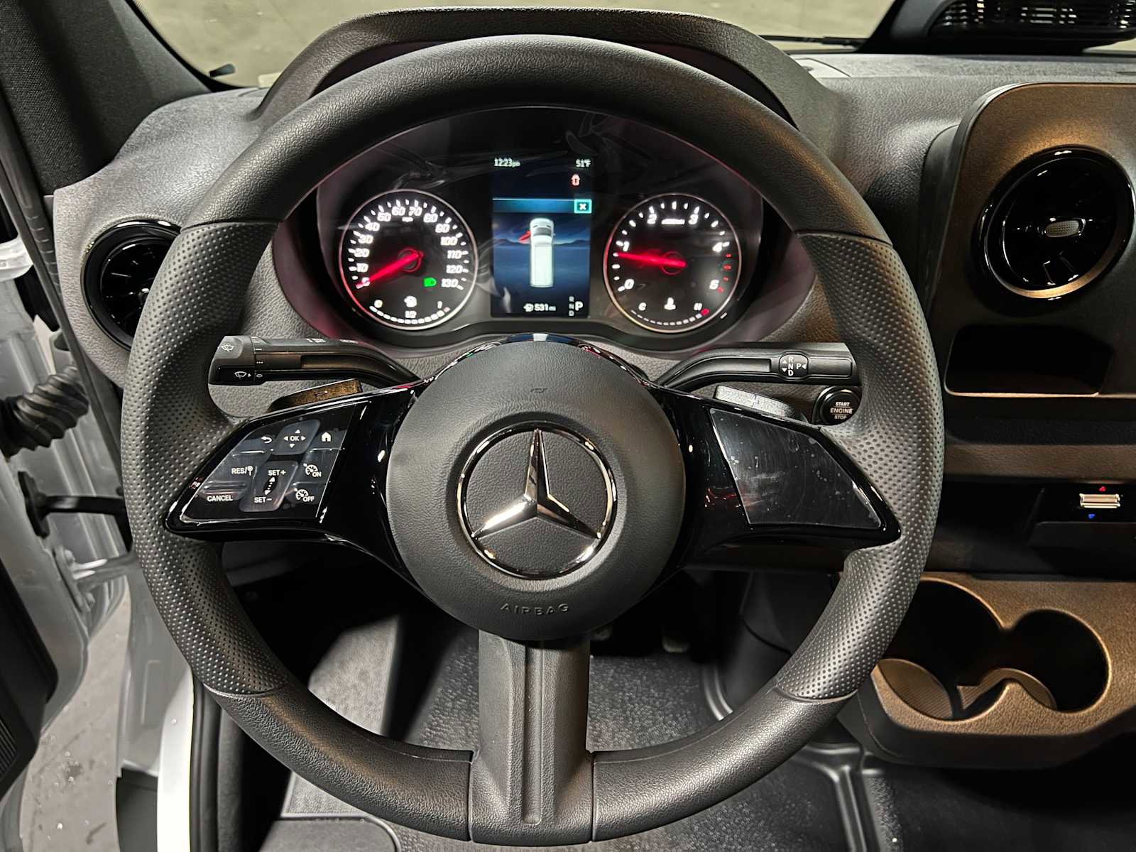 Used 2025 Mercedes-Benz Sprinter 2500 image 25