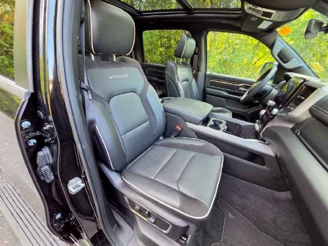 Used 2026 RAM 1500 Laramie AWD/4WD image 28