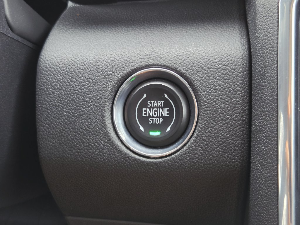 Used 2026 GMC Acadia Elevation w/ Elevation Premium Package AWD/4WD image 27
