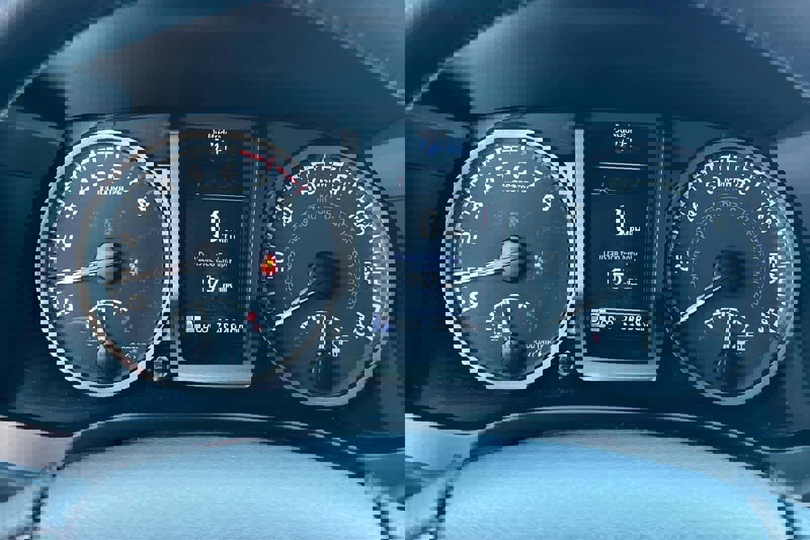 Used 2020 Toyota Tacoma TRD Off-Road w/ Technology Package image 25