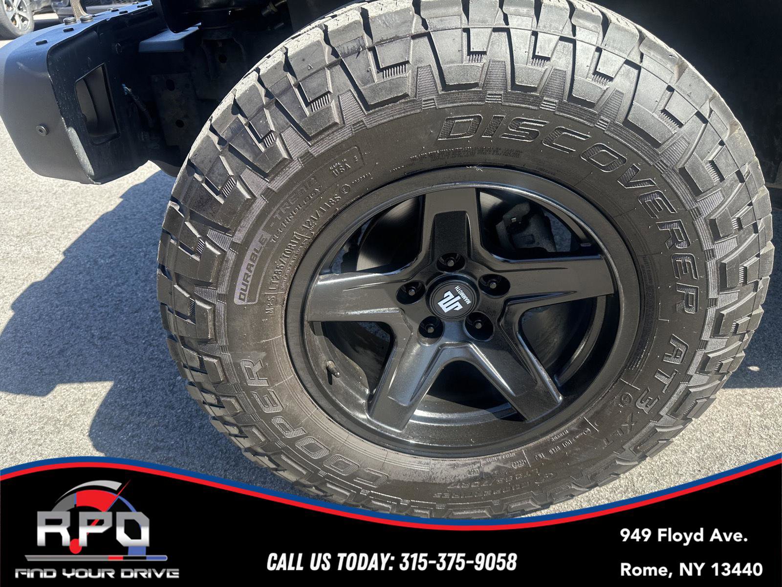 Used 2018 Jeep Wrangler Unlimited Sport image 22