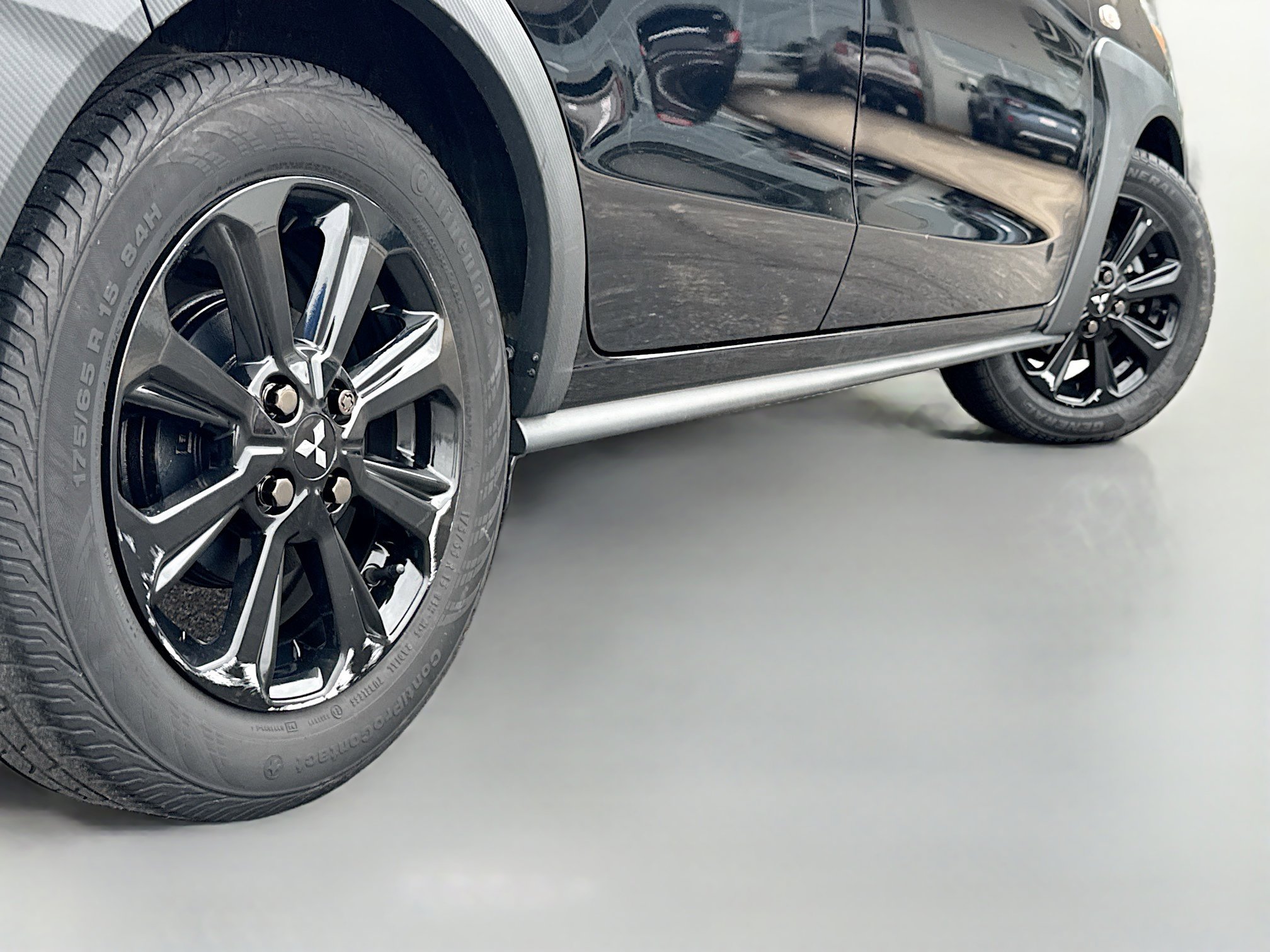 Used 2024 Mitsubishi Mirage Black Edition FWD image 14