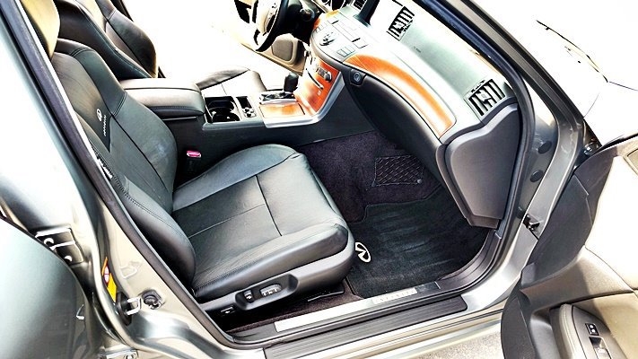 Used 2007 INFINITI M45 Sport w/ Technology Pkg RWD image 16