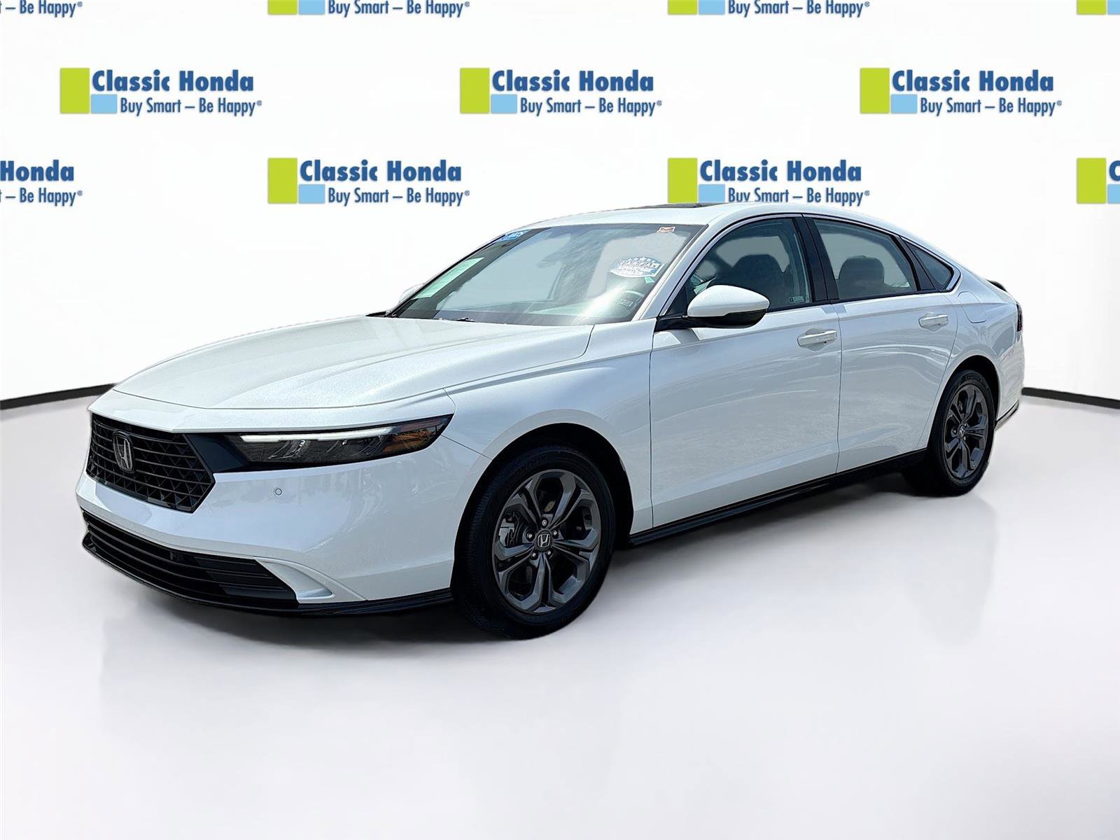 Certified 2025 Honda Accord EX-L image 3