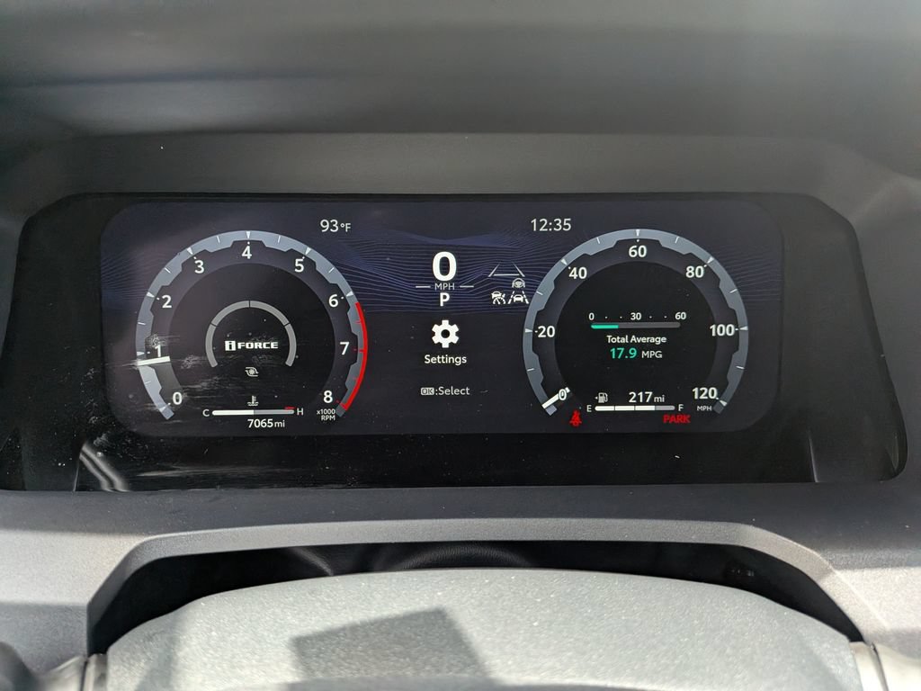 Used 2025 Toyota 4Runner Limited RWD image 16