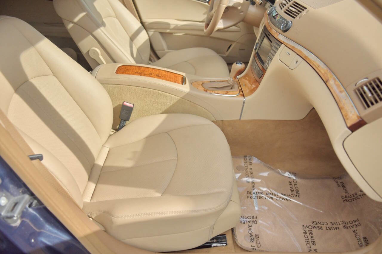 Used 2009 Mercedes-Benz E 350 4MATIC Wagon image 39